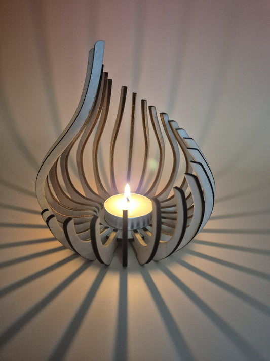 Teardrop tealight holder image 0