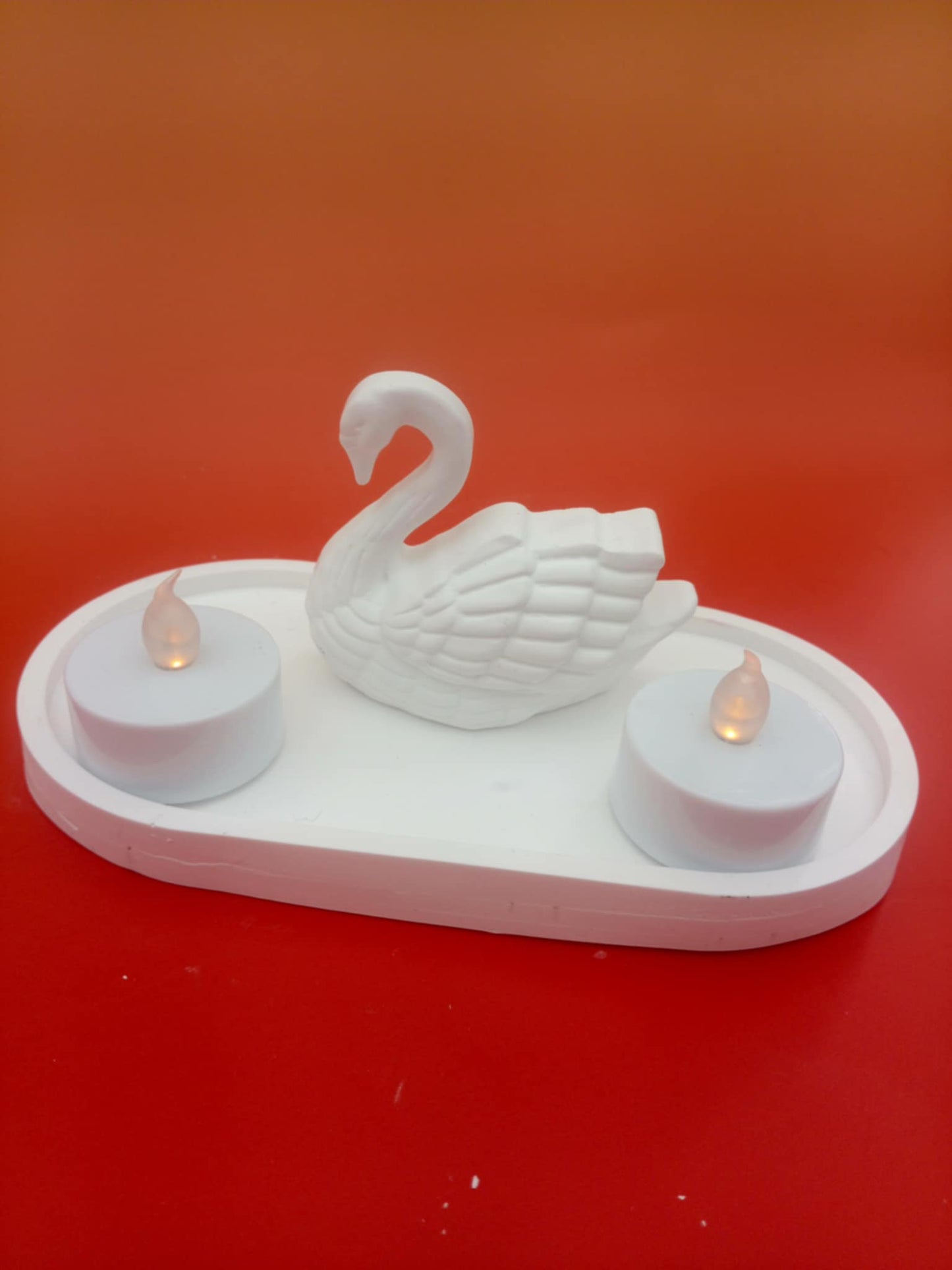 Handcrafted Jesmonite 'Swan Light' Display Set