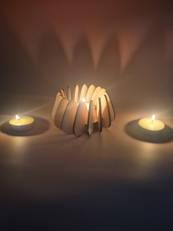 Small Wooden Tealight Holder - Image 3